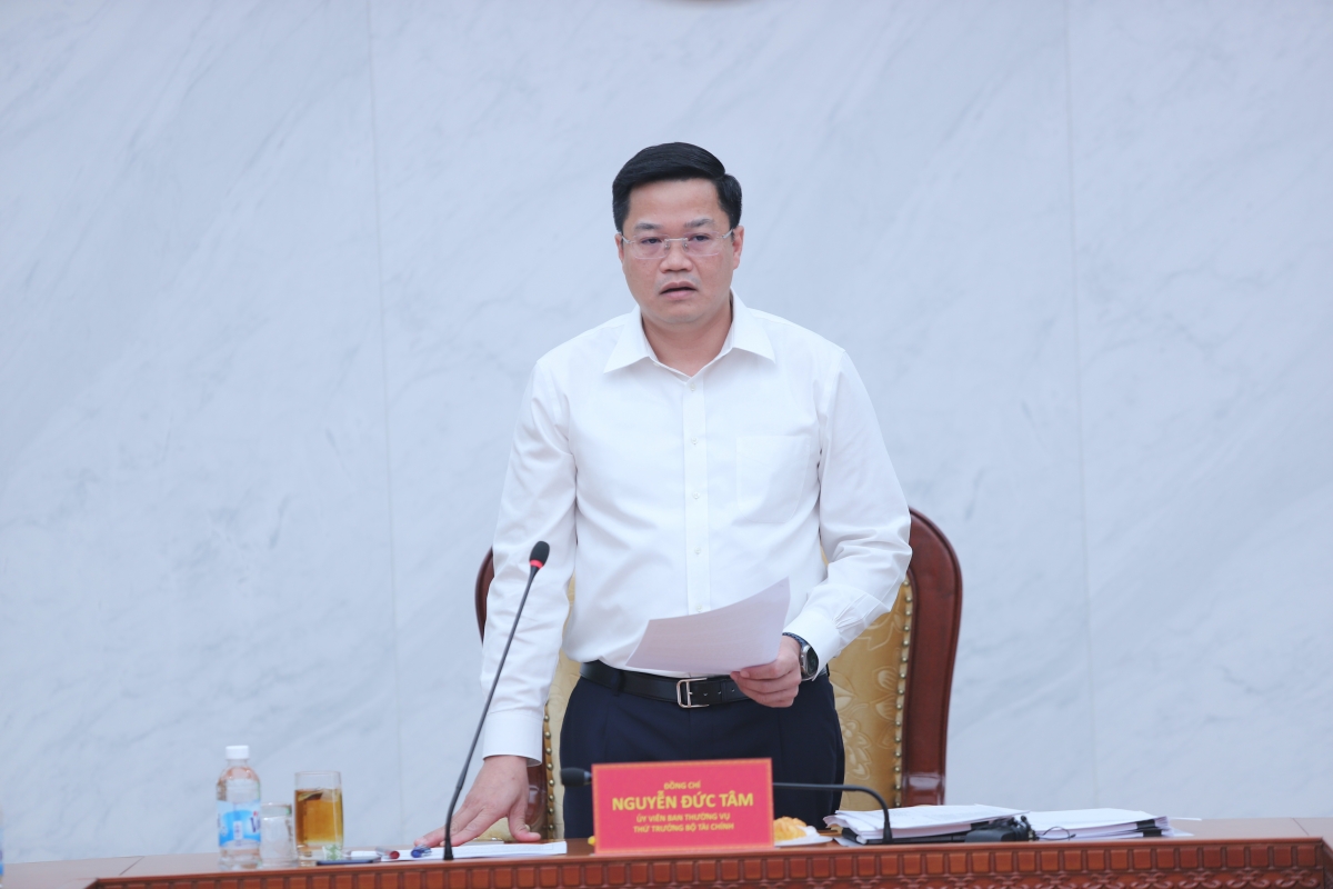 Hiệu quả sau 1 năm vận hành bộ máy của hệ thống chính trị và mô hình chính quyền địa phương 2 cấp tại Bộ Tài chính Hiệu quả sau 1 năm vận hành bộ máy của hệ thống chính trị và mô hình chính quyền địa phương 2 cấp tại Bộ Tài chính