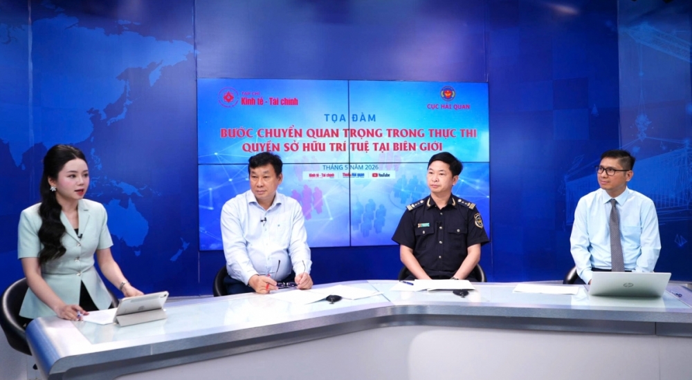 Tọa đàm với sự tham gia của 3 khách mời là lãnh đạo Cục Hải quan, Cục Sở hữu trí tuệ và Công ty Luật TNHH T&G.