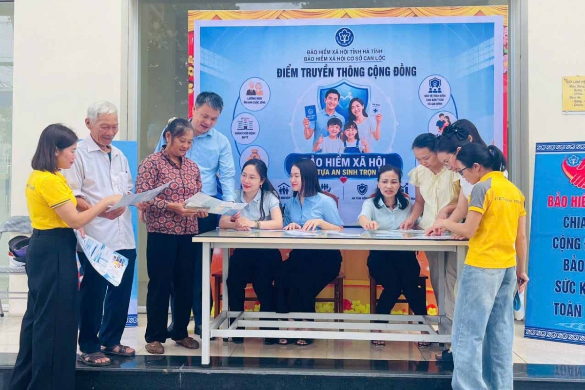 Gần 440.000 người tham gia “lưới an sinh” từ hiệu ứng Tháng triển khai bảo hiểm xã hội toàn dân