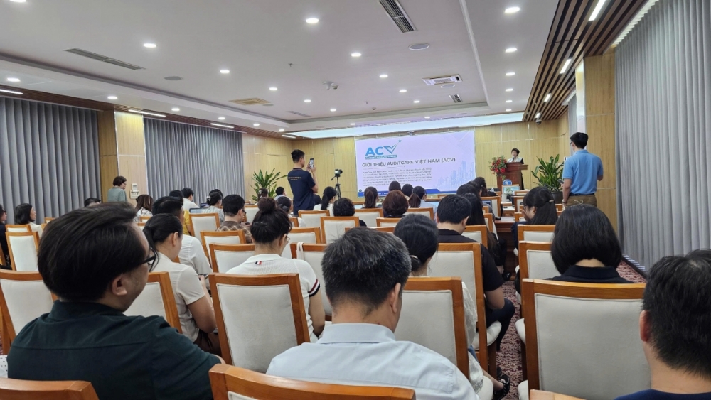 Hanoitourist khai mạc chương trình đào tạo ứng dụng AI trong quản trị và vận hành Hanoitourist khai mạc chương trình đào tạo ứng dụng AI trong quản trị và vận hành