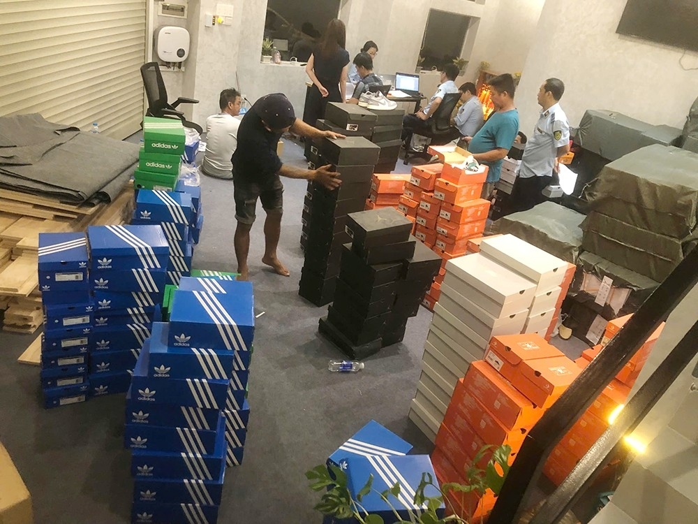 Kiến nghị siết trách nhiệm sàn thương mại điện tử trong phòng chống hàng giả