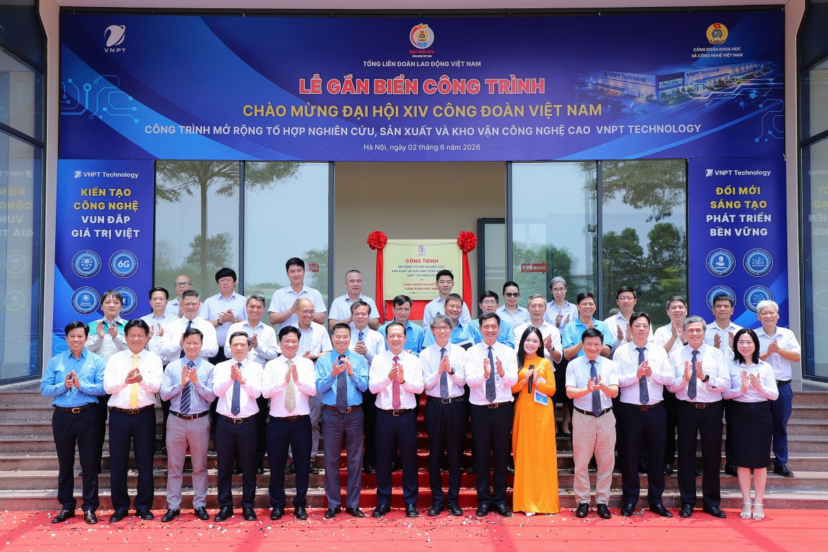 Công đoàn Khoa học và Công nghệ gắn biển công trình chào mừng Đại hội XIV Công đoàn Việt Nam