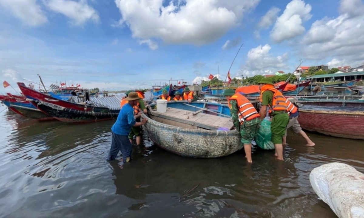 Bảo đảm tiền lương, phụ cấp cho người tham gia nhiệm vụ trong tình trạng khẩn cấp