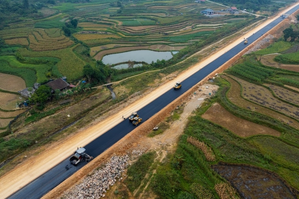 Khơi thông “mạch vốn” đầu tư công: Tăng tốc giải ngân, đo đếm hiệu quả thực thi