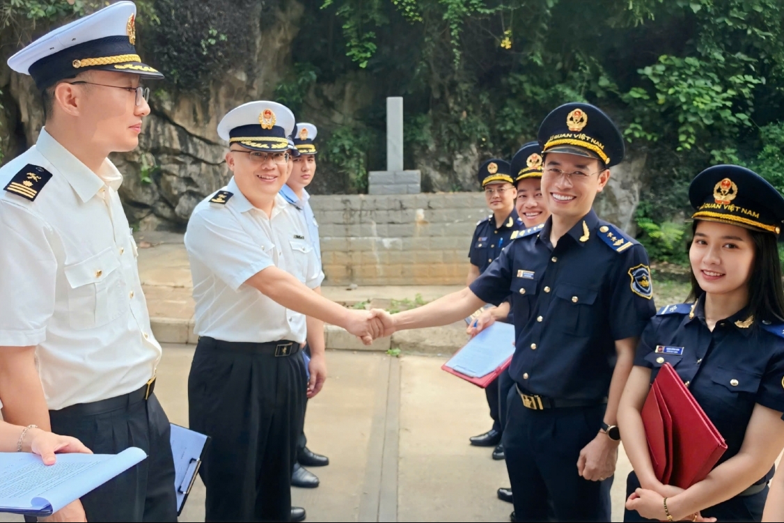 Hải quan cửa khẩu Cốc Nam (Việt Nam) - Hữu Nghị Quan (Trung Quốc): Gỡ khó hạ tầng, bứt tốc thông quan