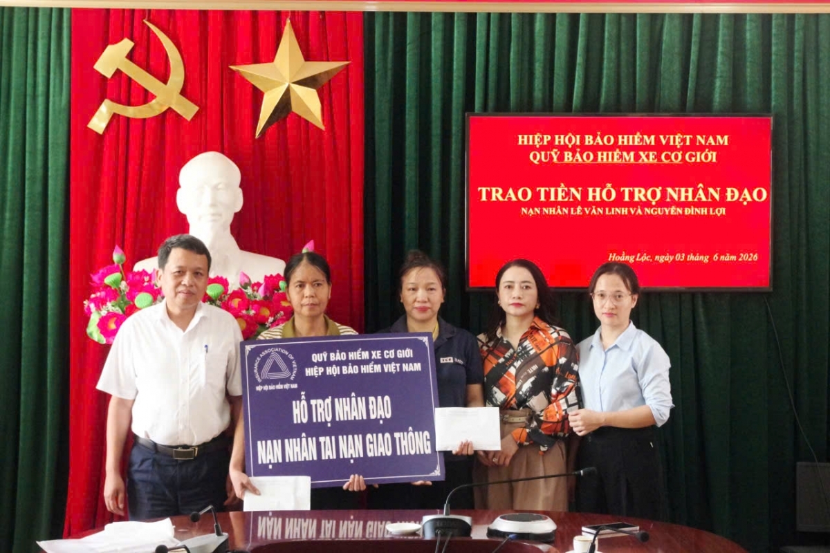 Quỹ Bảo hiểm xe cơ giới sẻ chia mất mát với gia đình nạn nhân tai nạn giao thông tại Thanh Hóa