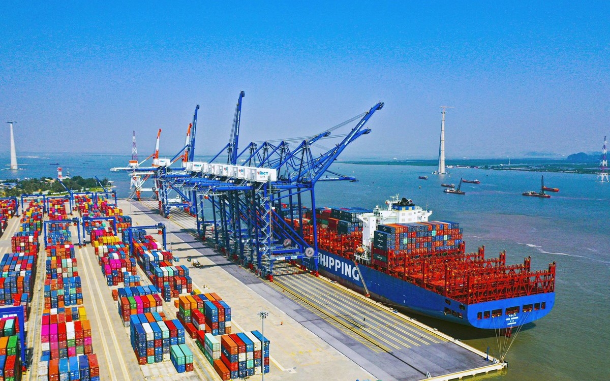 Xuất khẩu tiếp tục là điểm sáng nổi bật của nền kinh tế