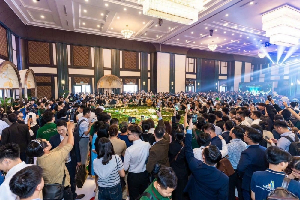 Nhà phố giá 4 tỷ đồng “khuấy động” thị trường bất động sản phía Nam Nhà phố giá 4 tỷ đồng “khuấy động” thị trường bất động sản phía Nam