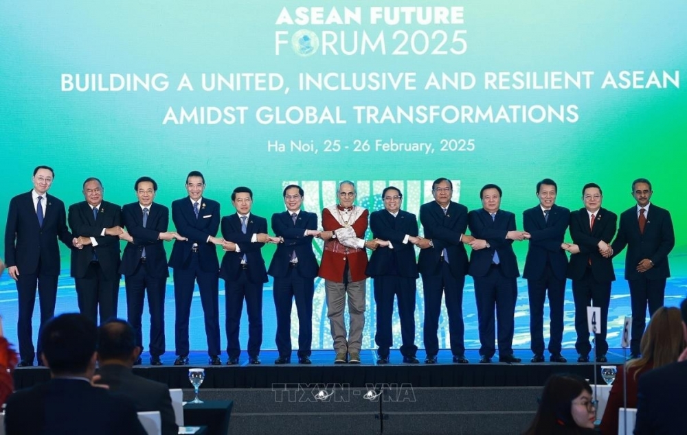 Định hình tương lai ASEAN từ đối thoại và hợp tác