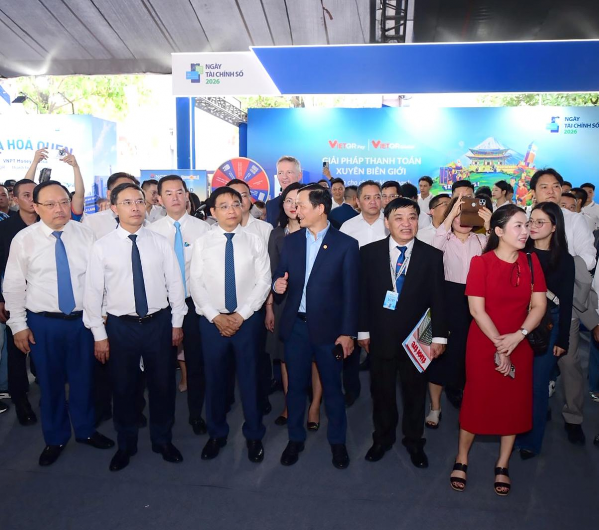 Mở rộng QR tới 8 thị trường, SACOMBANK hút khách quốc tế