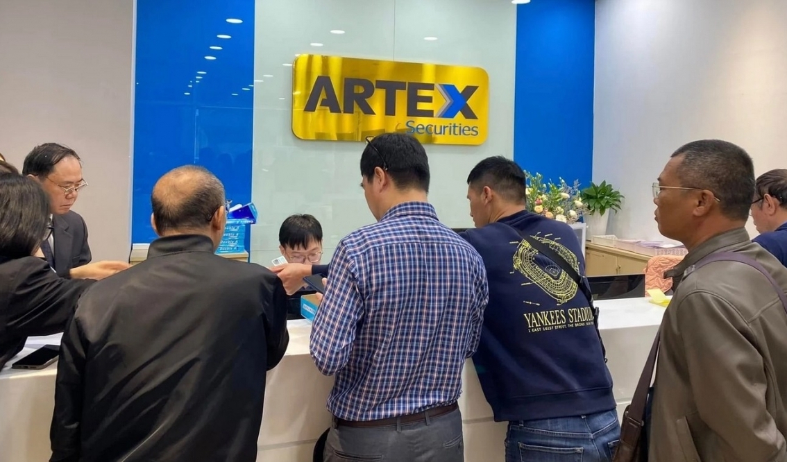 Tài khoản chứng khoán tiếp tục tăng mạnh, vượt 13% dân số Việt Nam