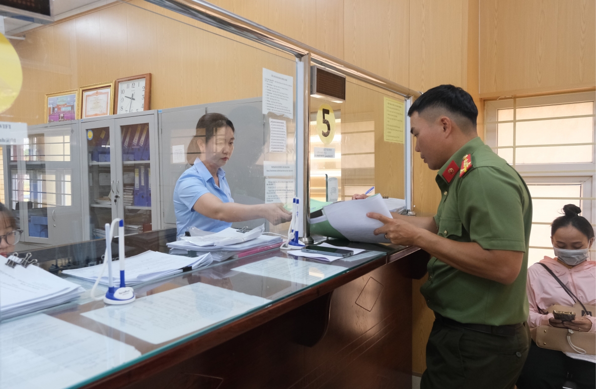Phong trào “Bình dân học vụ số” tạo động lực thúc đẩy chuyển đổi số toàn diện
