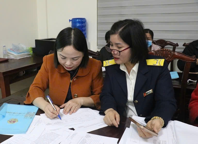Theo quy định, người nộp thuế phải đăng ký tài khoản định danh điện tử để thực hiện các thủ tục hành chính công.