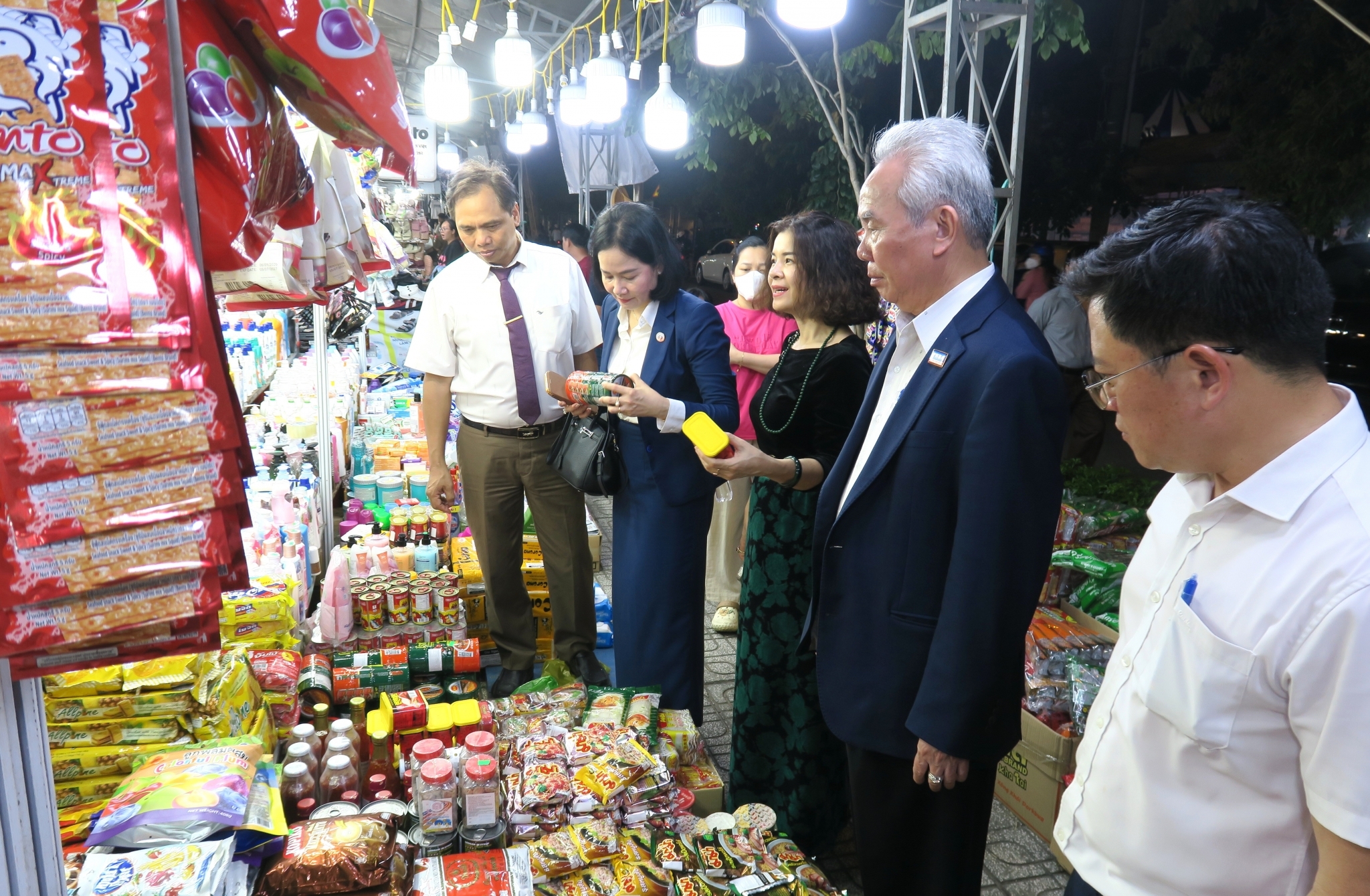 TP. Hồ Chí Minh: Khai mạc Hội chợ Ẩm thực ba miền và Tuần lễ mua sắm năm 2026
