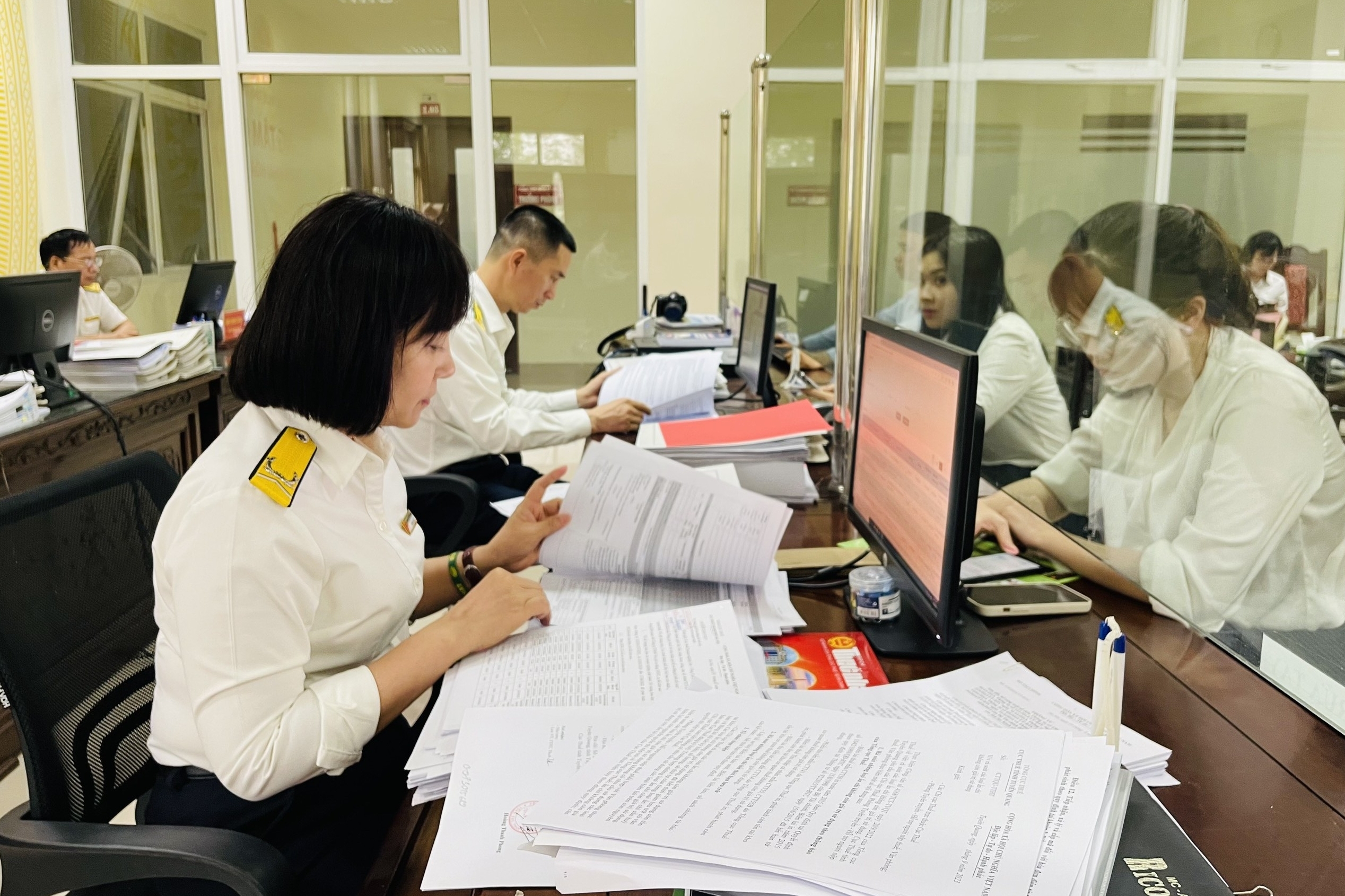 Thuế tỉnh Tuyên Quang: Thu ngân sách 5 tháng đạt 52,9% dự toán