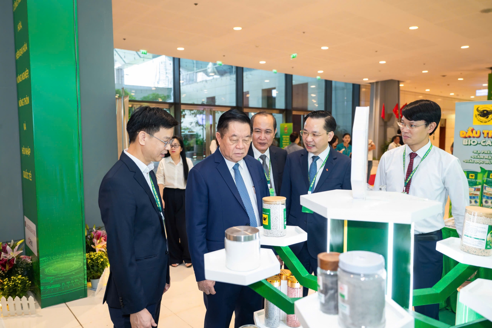Vinachem khẳng định dấu ấn xanh tại Đại hội Đại biểu toàn quốc Hội Nông dân Việt Nam lần thứ IX