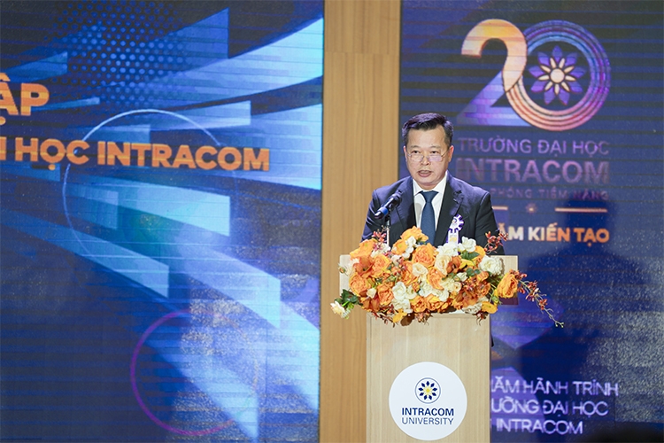 Ông Nguyễn Thanh Việt - Chủ tịch HĐQT Tập đoàn Intracom, Chủ tịch Hội đồng trường phát biểu tại sự kiện. Ông Nguyễn Thanh Việt - Chủ tịch HĐQT Tập đoàn Intracom, Chủ tịch Hội đồng trường phát biểu tại sự kiện.