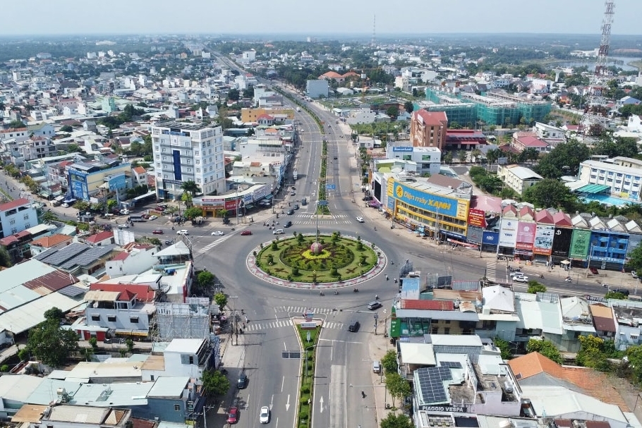 Mở rộng động lực tăng trưởng, hướng tới cực phát triển mới của cả nước