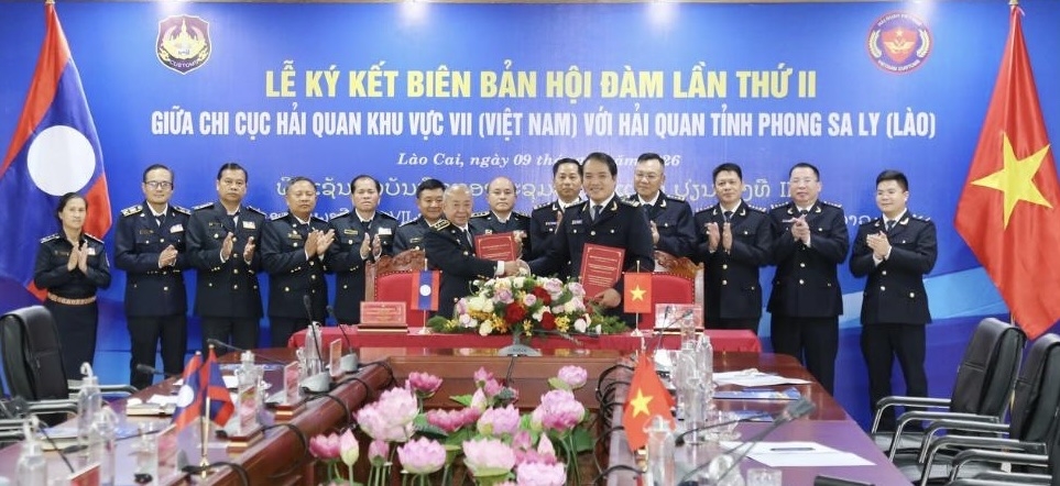 Hải quan khu vực VII (Việt Nam) và Hải quan Phong Sa Ly (Lào): Tăng cường kết nối, thúc đẩy thương mại biên giới