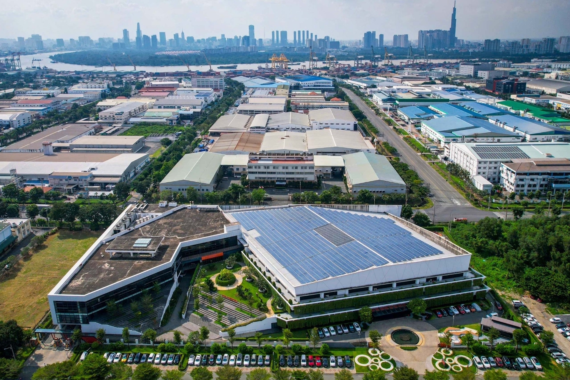 FDI đang đổi hướng, Việt Nam đứng trước cơ hội mới trong chuỗi giá trị toàn cầu