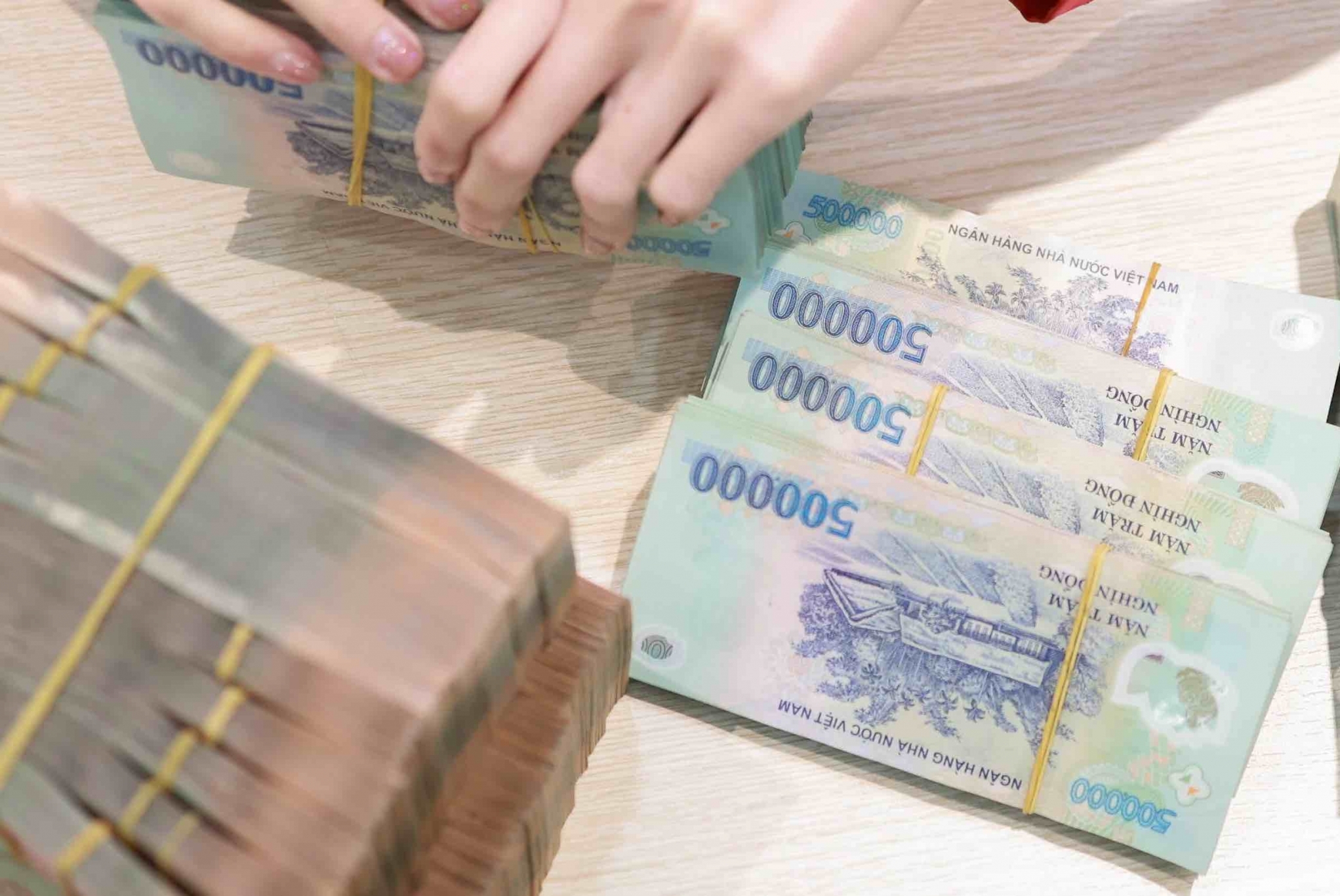 Nhựa Thiếu niên Tiền Phong cùng nhiều doanh nghiệp trả cổ tức, thưởng cổ phiếu