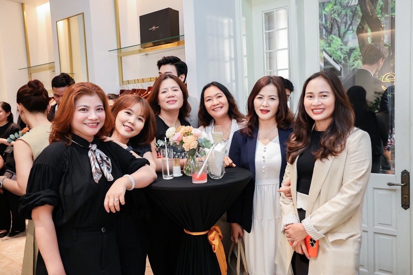 AIA Việt Nam kiến tạo chuẩn mực trải nghiệm mới cho khách hàng Elite AIA Việt Nam kiến tạo chuẩn mực trải nghiệm mới cho khách hàng Elite