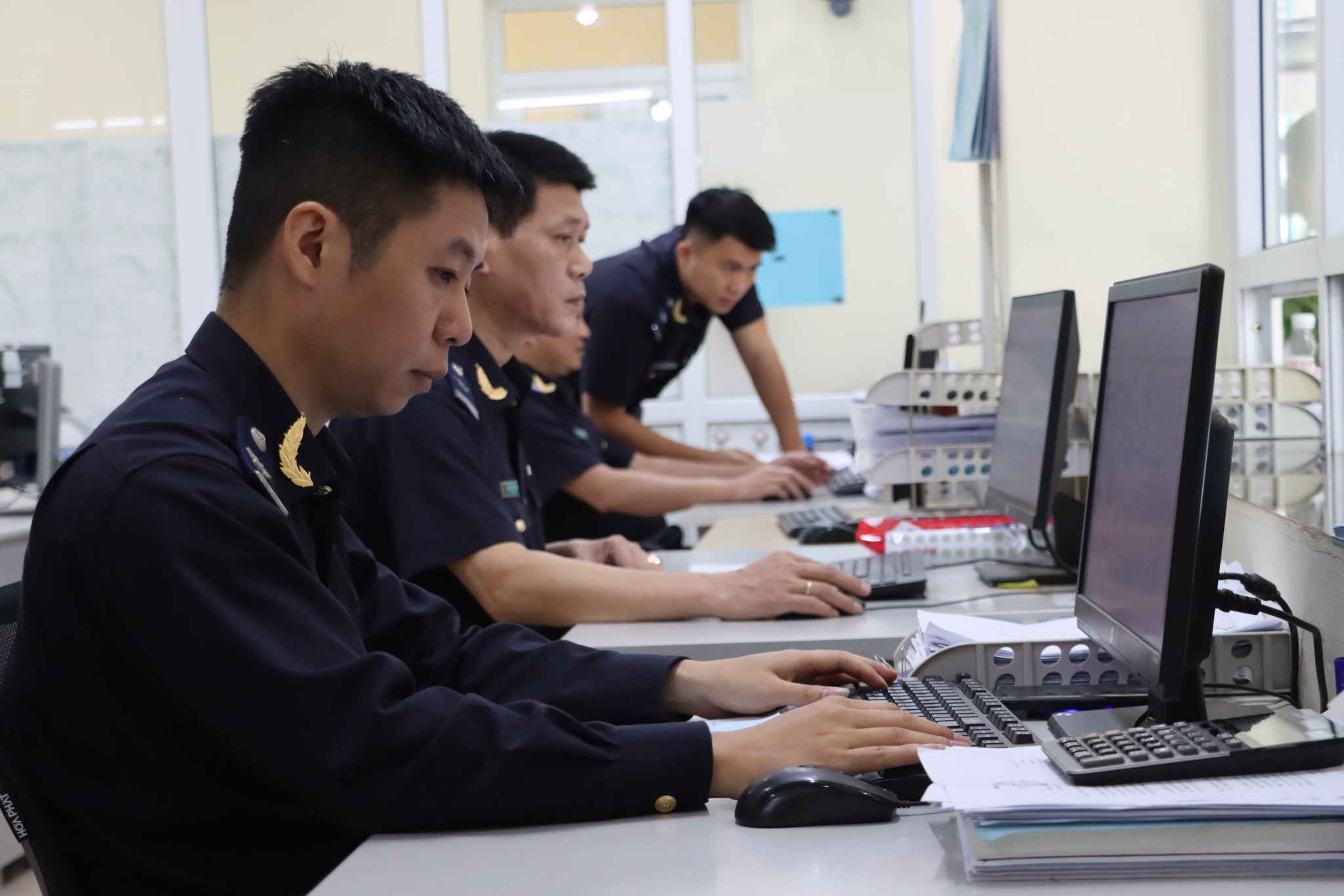 Từ 14/8, 12 nhóm hàng hóa nhập khẩu phải làm thủ tục hải quan tại cửa khẩu nhập