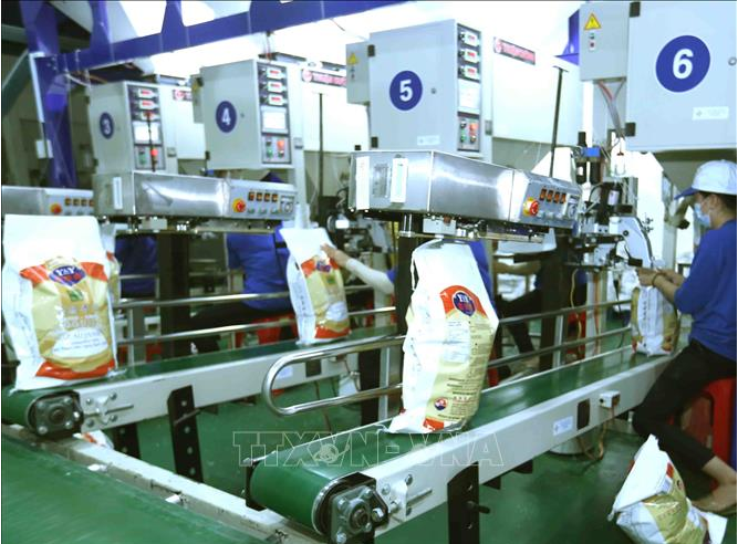 Đổi mới công nghệ: Động lực nâng sức cạnh tranh cho doanh nghiệp cơ khí nông nghiệp Đổi mới công nghệ: Động lực nâng sức cạnh tranh cho doanh nghiệp cơ khí nông nghiệp