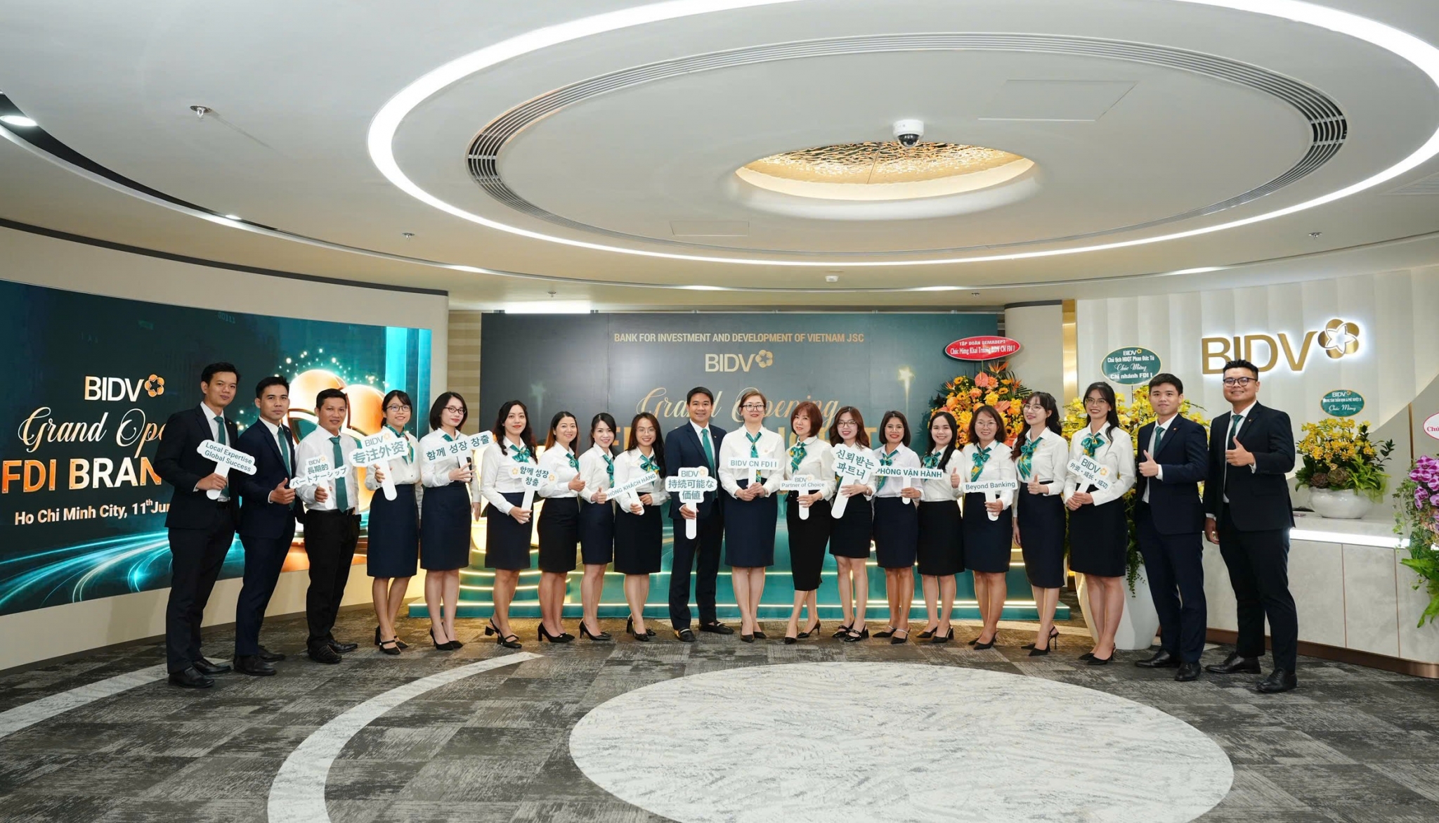 BIDV tiên phong ra mắt chi nhánh dành riêng cho khách hàng FDI BIDV tiên phong ra mắt chi nhánh dành riêng cho khách hàng FDI