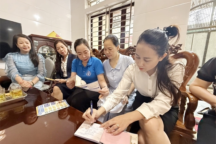 Nghệ An: Hơn 1.000 người nhận trợ cấp thai sản từ bảo hiểm xã hội tự nguyện