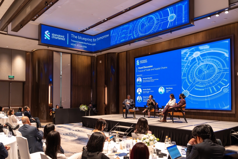 Chủ tịch AgriS chia sẻ tại Standard Chartered Treasury Leadership Forum 2026 về khả năng thích ứng của chuỗi cung ứng nông nghiệp Việt trong thương mại toàn cầu.