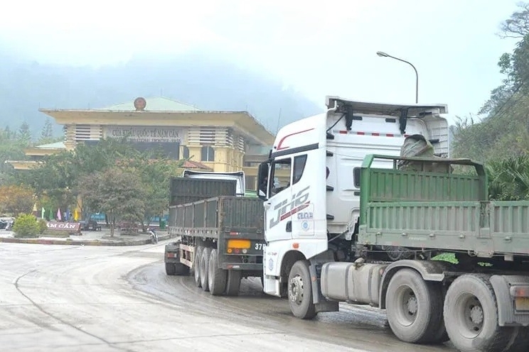 Hải quan cửa khẩu quốc tế Nậm Cắn thí điểm Phần mềm quản lý phương tiện xuất nhập cảnh đường bộ