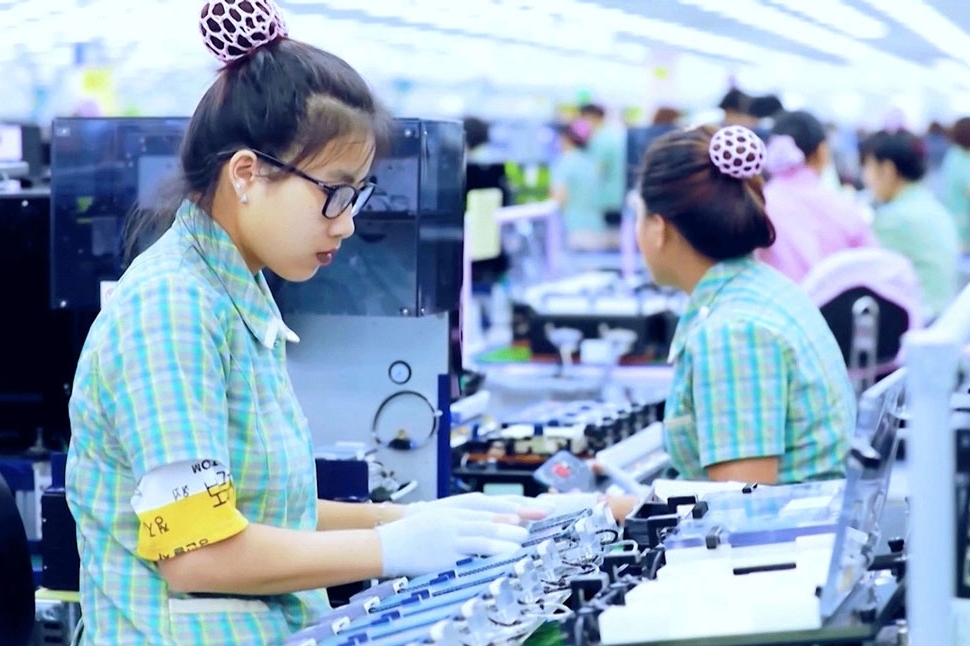 Nghị quyết số 10-NQ/TW: Bước chuyển đột phá từ “chờ nhà đầu tư” sang chủ động "săn đón đại bàng” FDI