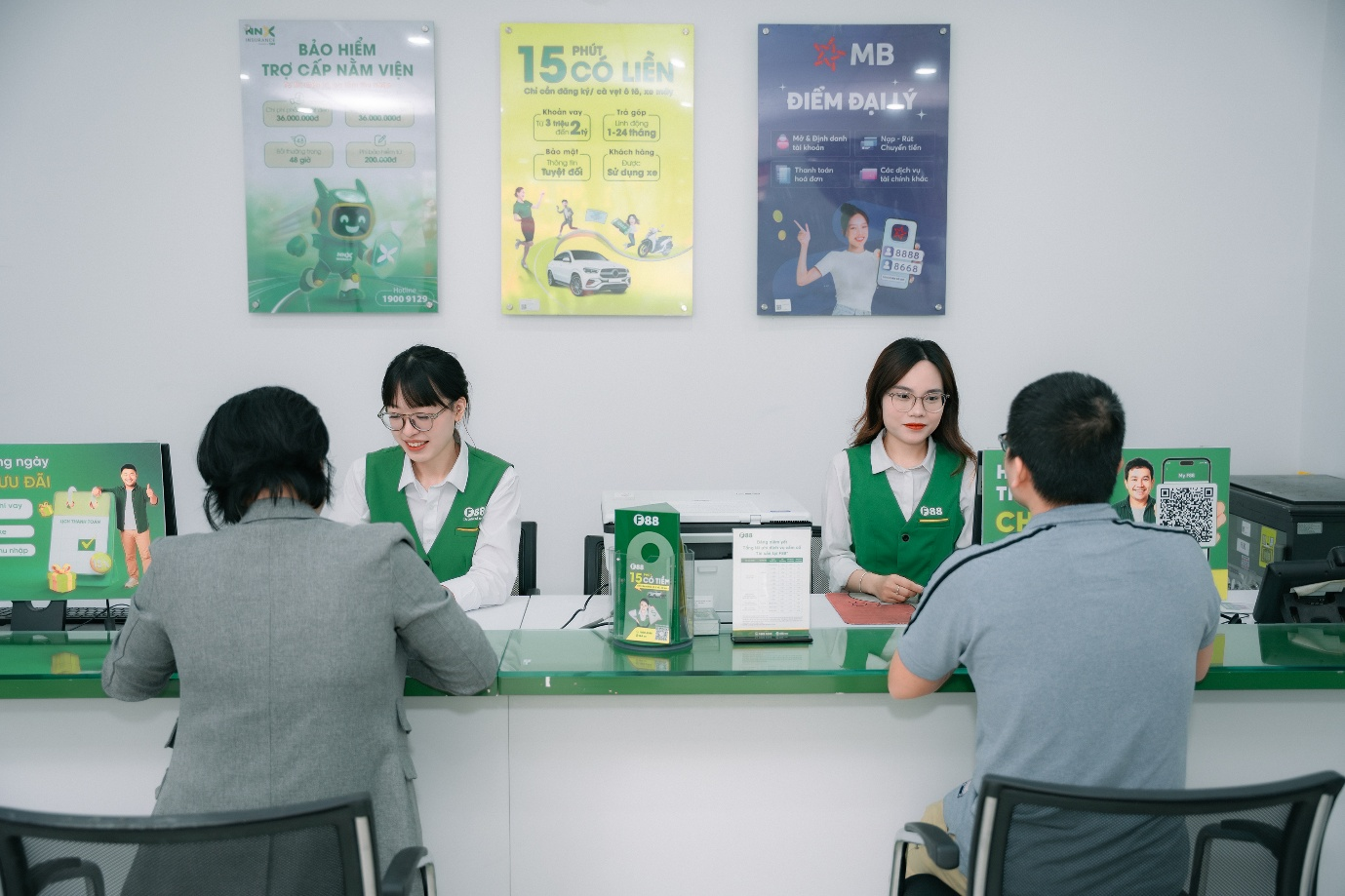 F88 gọi vốn 1.560 tỷ đồng thông qua chào bán 22 triệu cổ phiếu F88 gọi vốn 1.560 tỷ đồng thông qua chào bán 22 triệu cổ phiếu