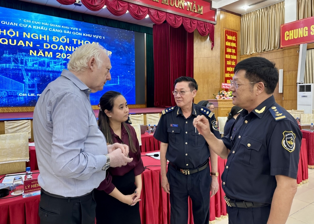 Nhiều điểm sáng tăng trưởng, Việt Nam hấp dẫn nhà đầu tư