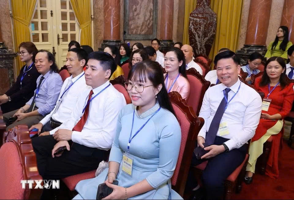 Tổng Bí thư, Chủ tịch nước Tô Lâm gặp mặt 101 nhà báo tiêu biểu