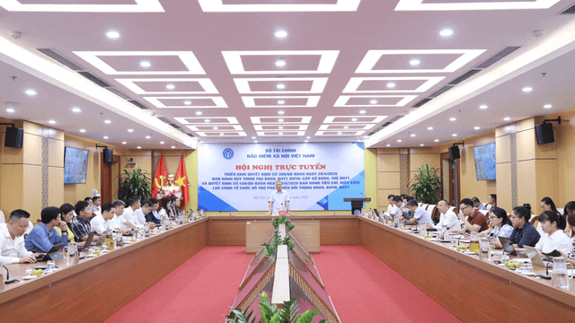Tập trung triển khai tốt các quy định mới về thu bảo hiểm xã hội, bảo hiểm y tế