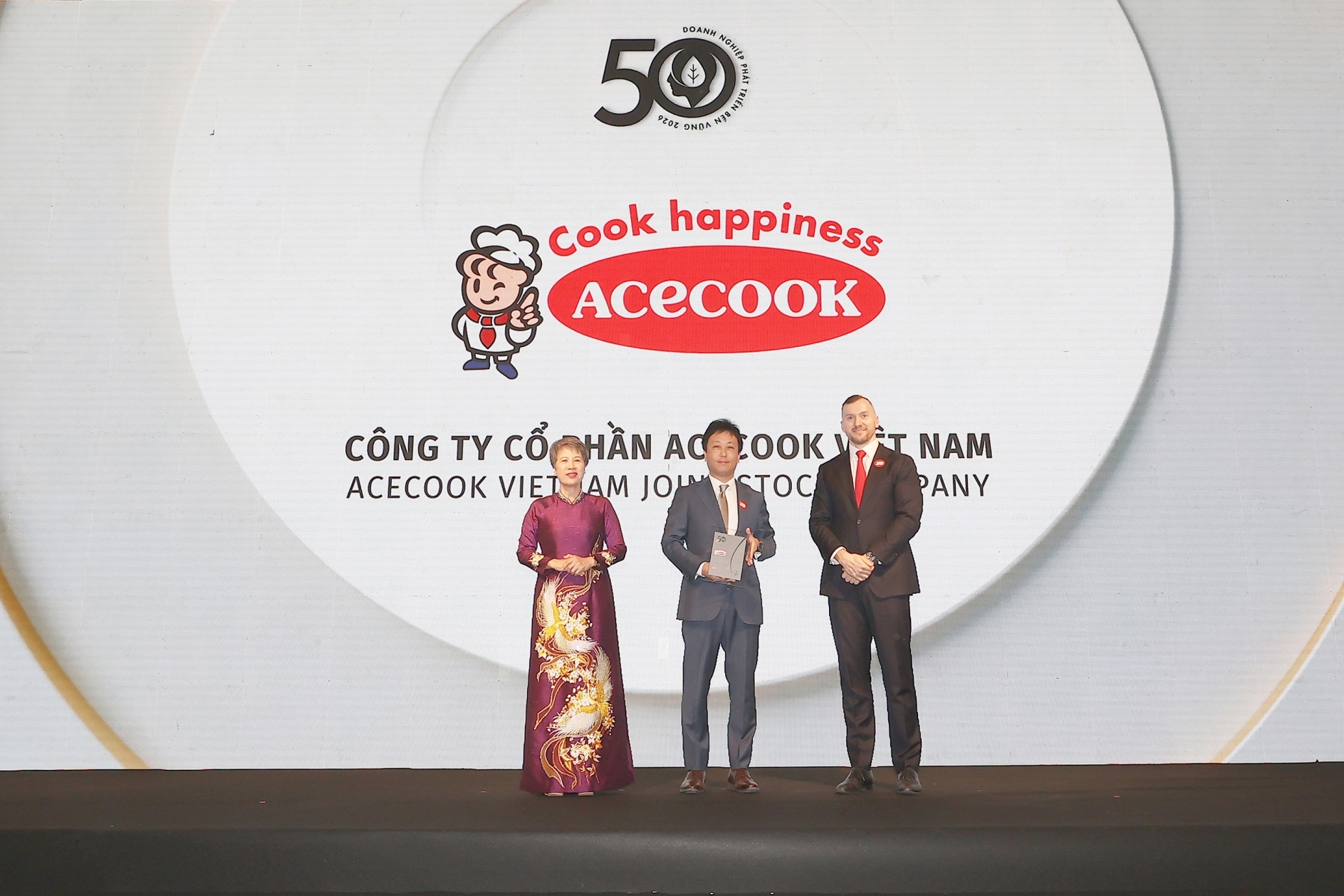 Acecook Việt Nam tiếp tục vào Top 50 doanh nghiệp phát triển bền vững tiêu biểu Việt Nam