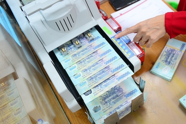 Sữa Quốc tế LOF trả cổ tức 10.000 đồng/CP, nhiều doanh nghiệp chia cổ phiếu