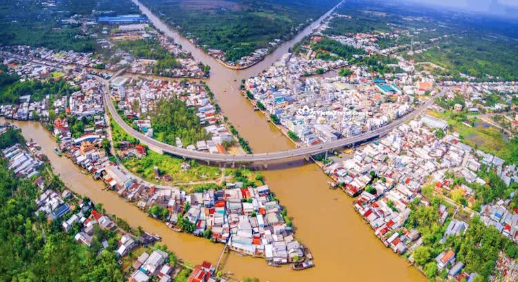 Dòng tiền đầu tư bất động sản lan tỏa sang các cực tăng trưởng mới Dòng tiền đầu tư bất động sản lan tỏa sang các cực tăng trưởng mới