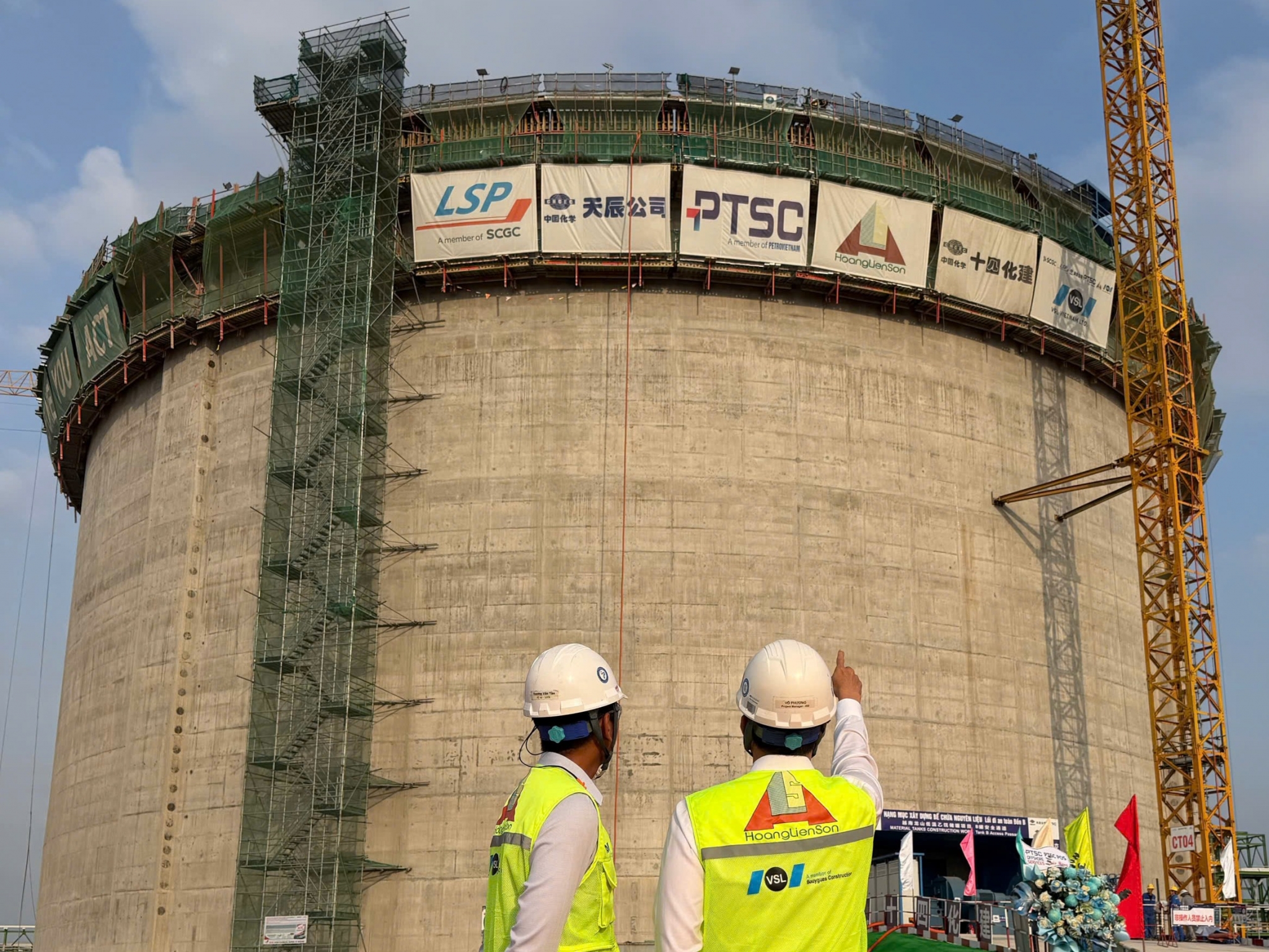 Tập đoàn VSL khẳng định năng lực dự ứng lực tại dự án bể chứa Ethane Long Sơn