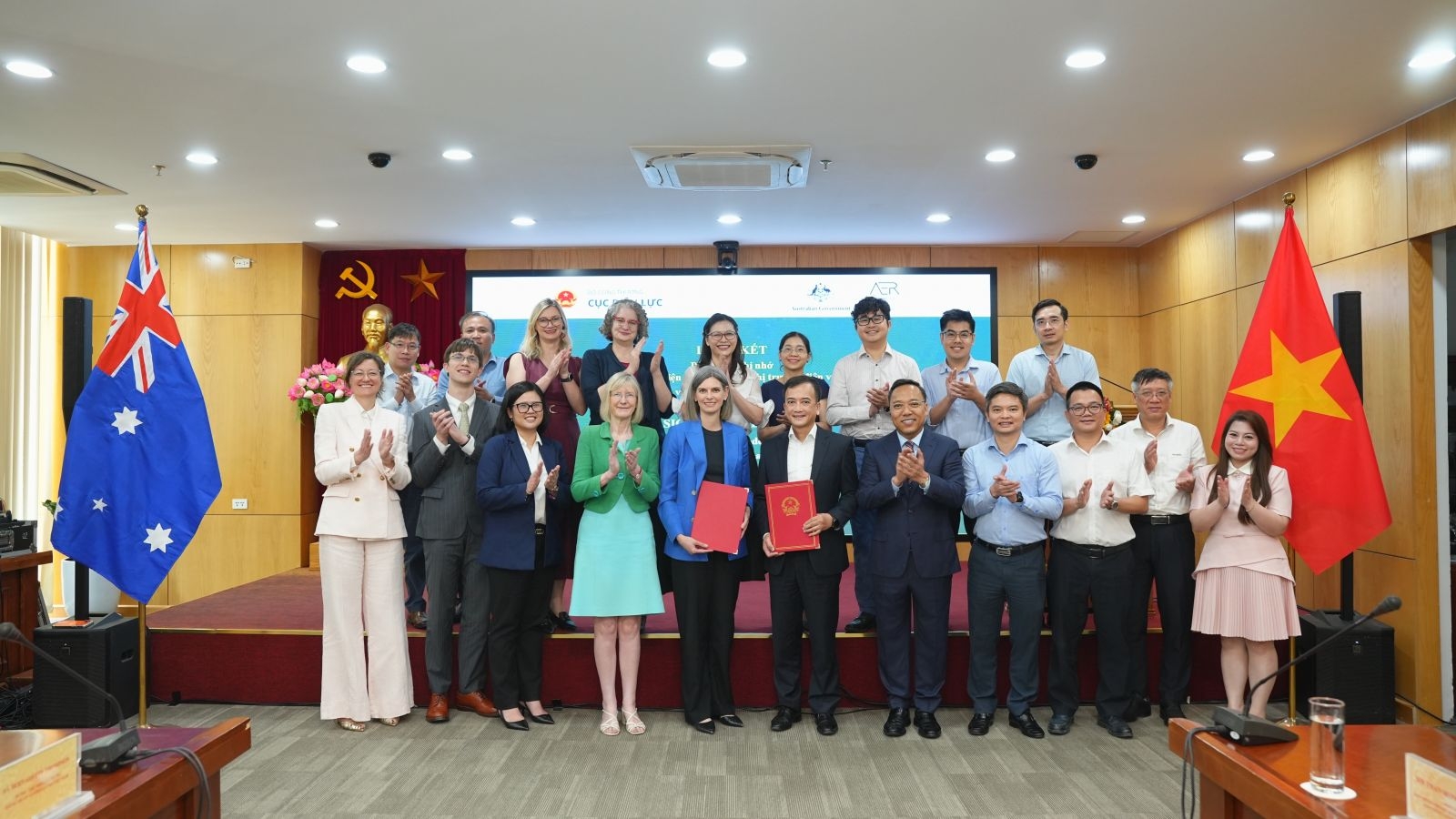 Mở rộng hợp tác phát triển thị trường điện trong bối cảnh chuyển dịch năng lượng Mở rộng hợp tác phát triển thị trường điện trong bối cảnh chuyển dịch năng lượng