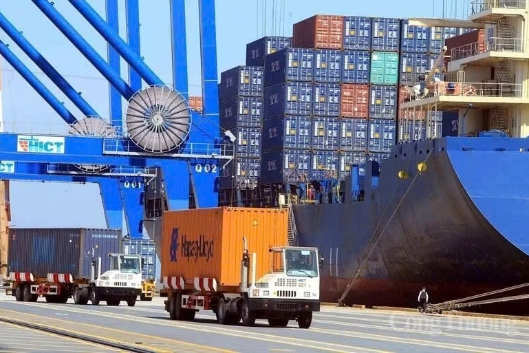 Xuất khẩu của Việt Nam sang Singapore tăng mạnh