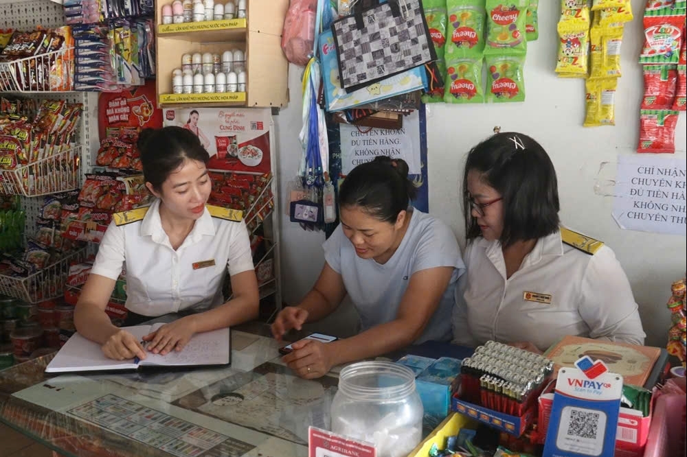 Thuế cơ sở 10 tỉnh Phú Thọ: 97% hộ, cá nhân kinh doanh cài đặt và sử dụng eTax Mobile
