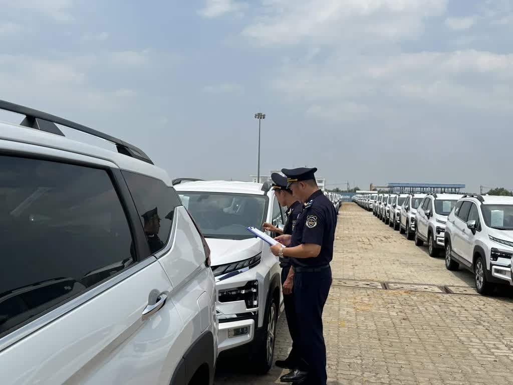 TP. Hồ Chí Minh: 13 khoản thu vượt tiến độ, thu ngân sách đạt gần 78% dự toán