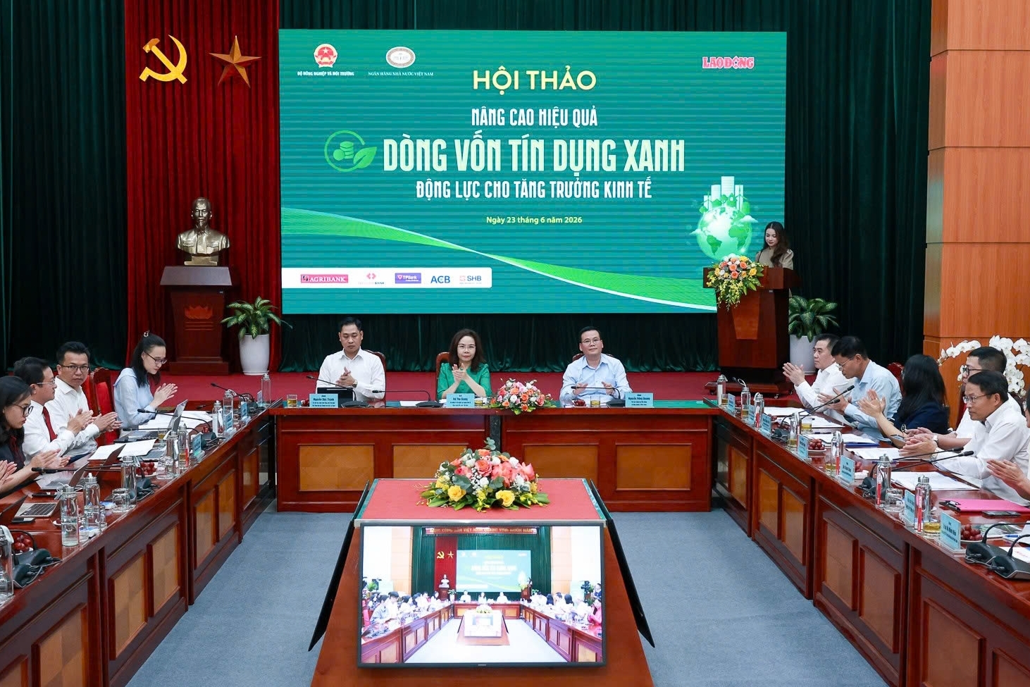 Gỡ "chốt chặn", khơi thông dòng vốn cho chuyển đổi xanh