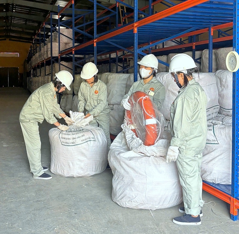 Đảng bộ Chi cục Dự trữ Nhà nước khu vực I kiên định xây dựng Đảng bộ trong sạch, vững mạnh Đảng bộ Chi cục Dự trữ Nhà nước khu vực I kiên định xây dựng Đảng bộ trong sạch, vững mạnh