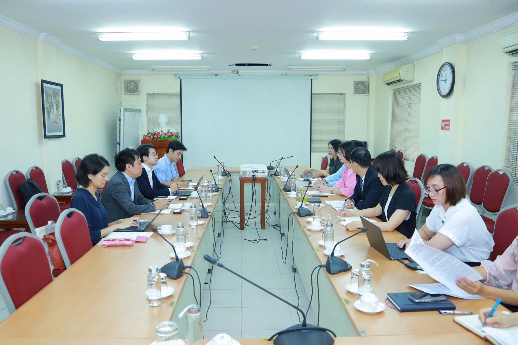 Tăng cường trao đổi chính sách kinh tế vĩ mô và triển vọng tăng trưởng giữa Việt Nam và Nhật Bản