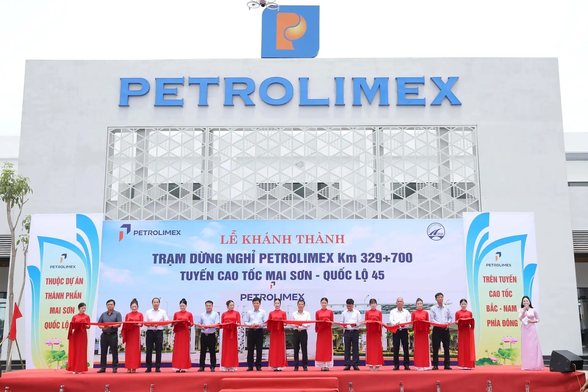 Petrolimex đưa vào hoạt động cặp trạm dừng nghỉ trên cao tốc Bắc - Nam qua Thanh Hóa