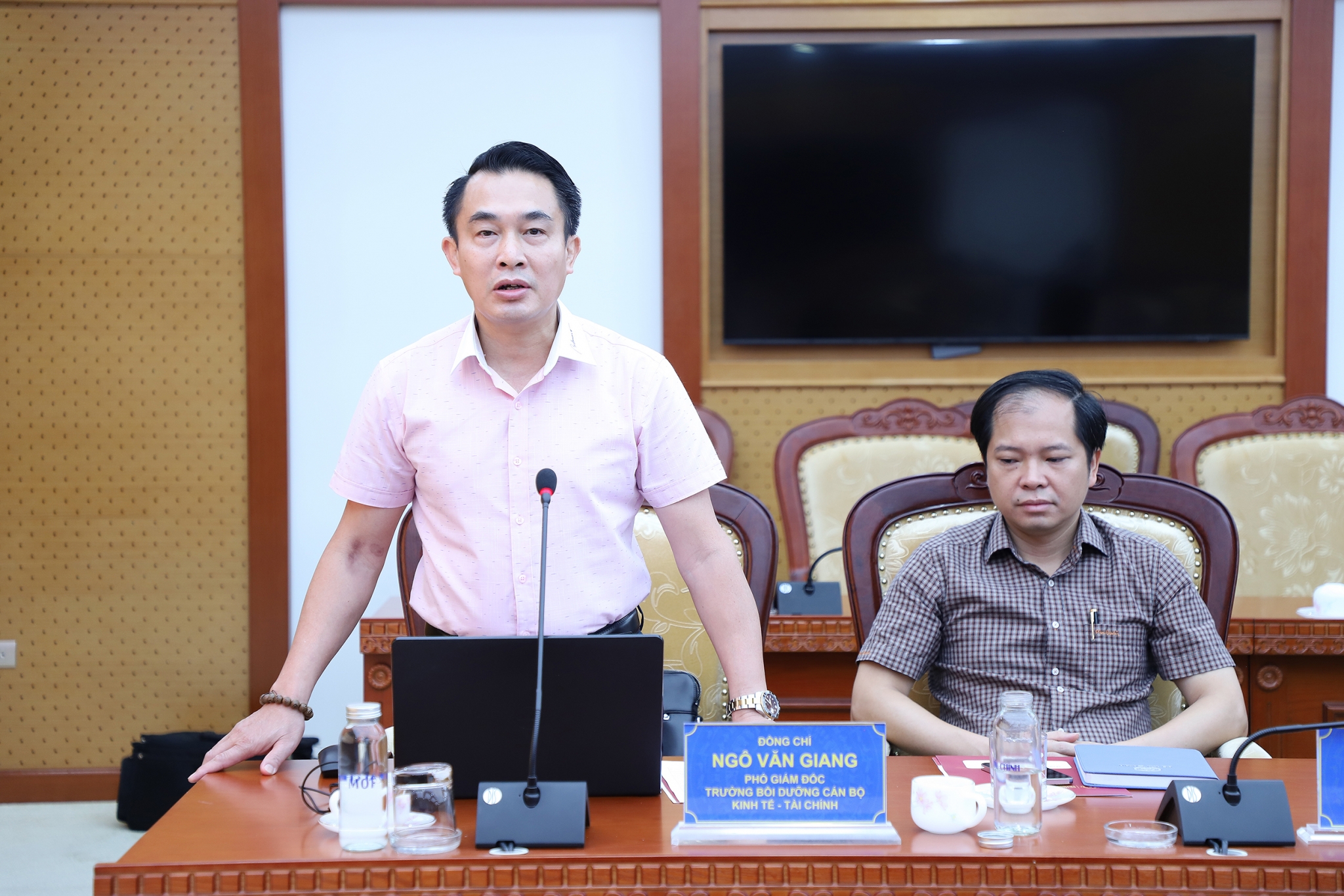 Tập huấn hướng dẫn sử dụng các ứng dụng do Bộ Tài chính triển khai Tập huấn hướng dẫn sử dụng các ứng dụng do Bộ Tài chính triển khai